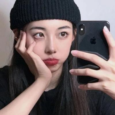 扬眉女导甘比茵